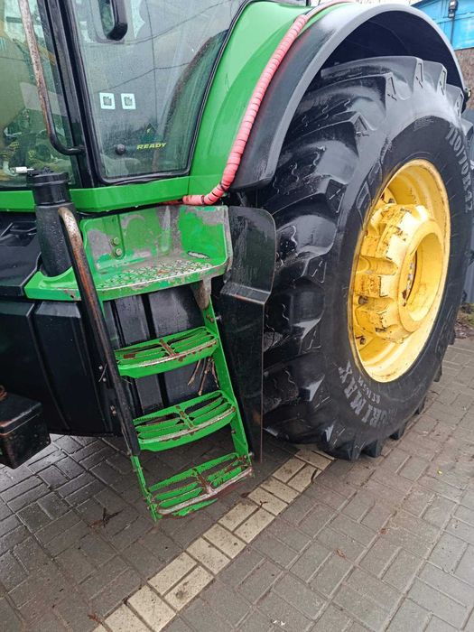 Трактор John Deere 8430