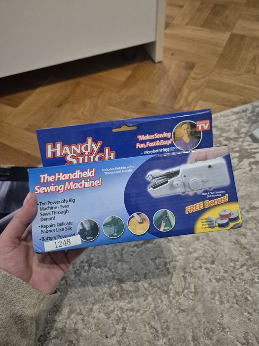 Міні швейна машинка