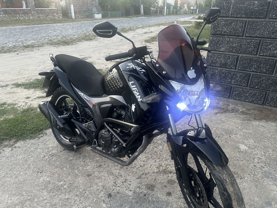 Продам ліфан кп200