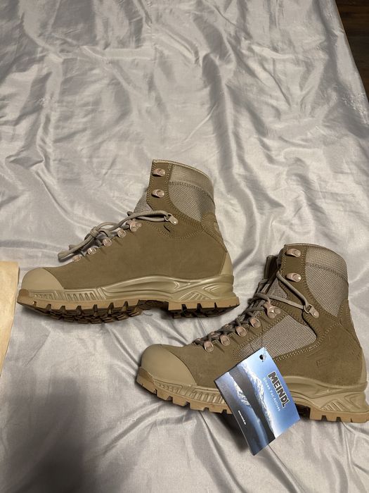 Buty Meindl Desert Defence rozmiar 8 UK.