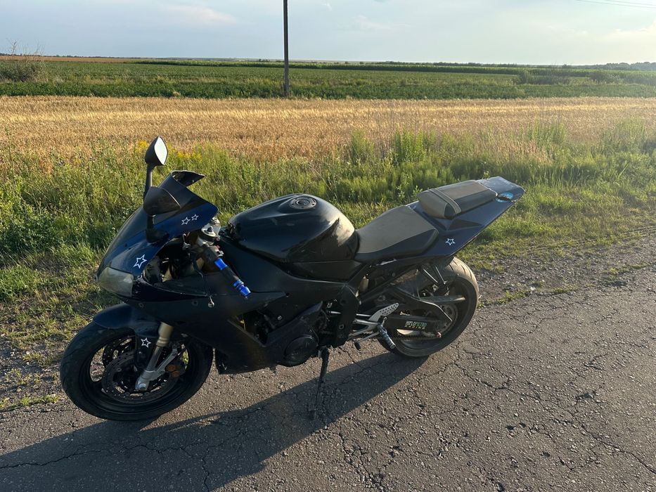 Продам Yamaha r1 2003