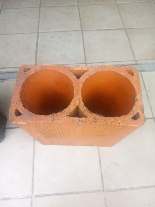 Garrafeira Tijolo Dupla - 27 peças