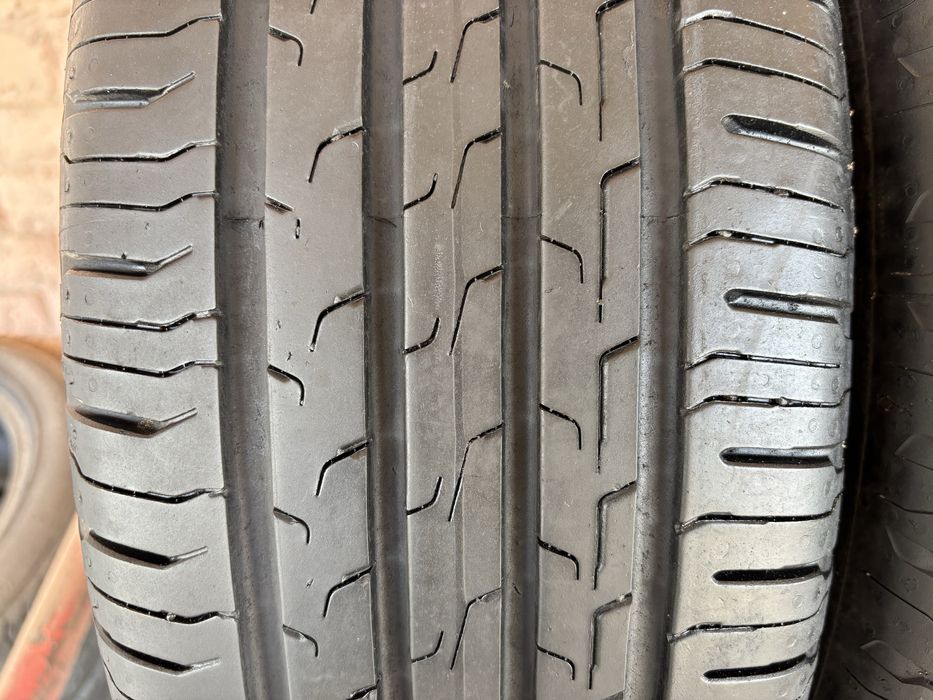 Комплект літніх шин 215/65R16 Continental EcoContact6