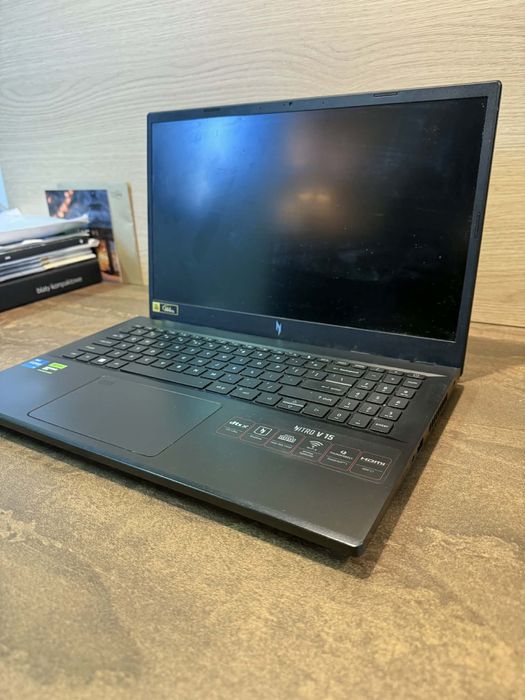 Laptop acer nitro V15