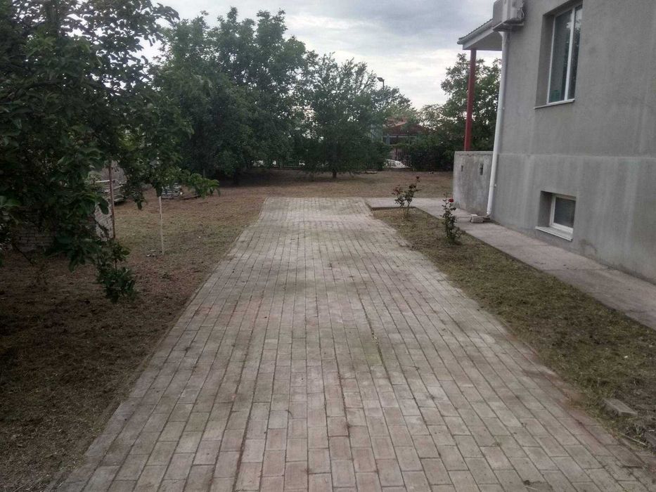 Уборка участка и услуги садовника