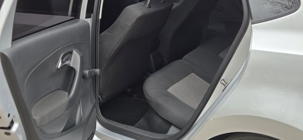 Volkswagen Polo 2012 год