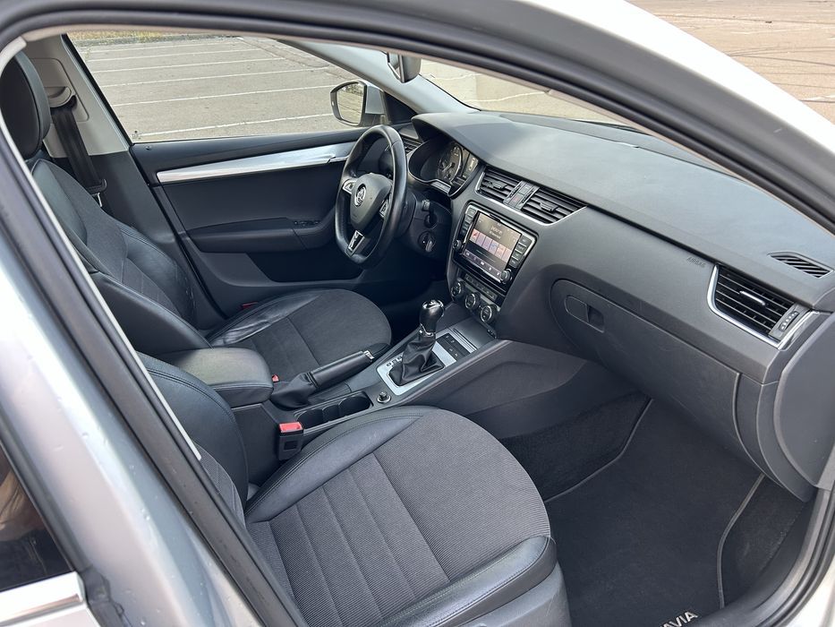 Skoda Octavia 2015 VIN TMBJJ7NE3F0121645 фото оголошення 15 з 22