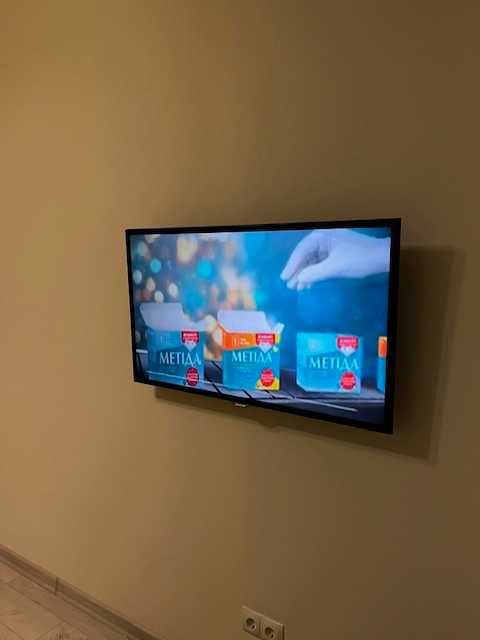 Продам Samsung (39") Full HD Smart TV Чорний