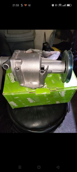 Bomba de água valeu nova