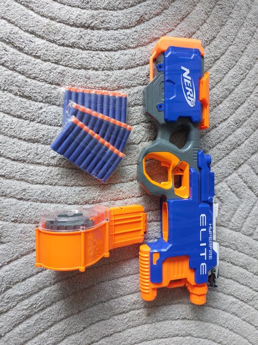 Nerf Elite hyperfire