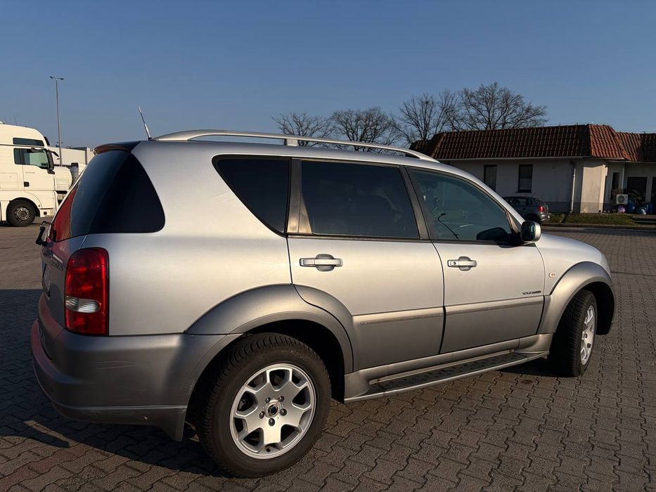 Ssang Yong rekston