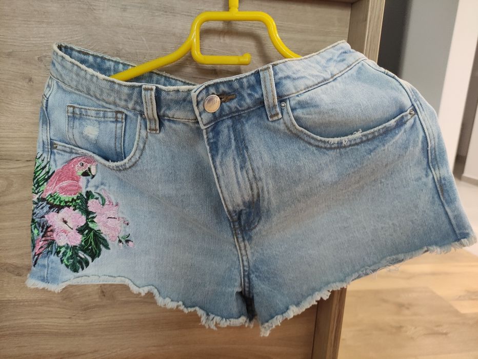 Spodenki jeansowe Mohito 36