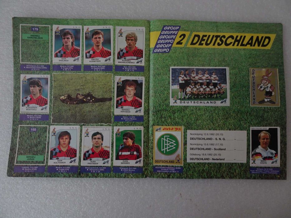 Caderneta de cromos de futebol Euro 92 Panini (faltam 104 cromos)
