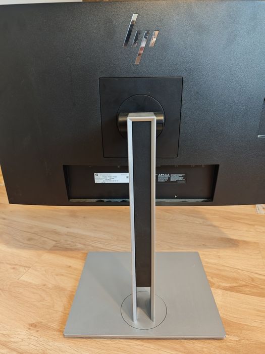 Monitor HP E243m + Kabel zasilajacy oraz HDMI