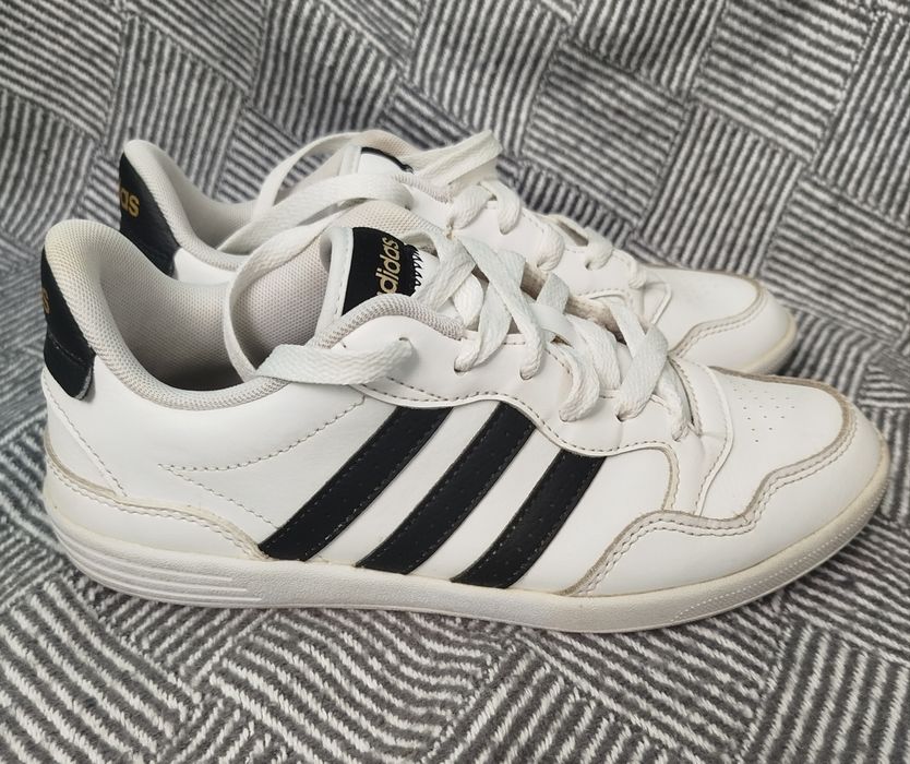 Кросівки Adidas 37р