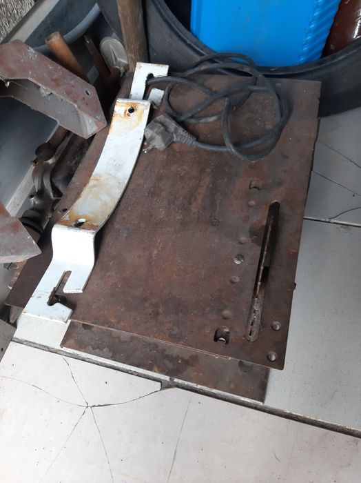 Станок деревообрабатывающий настольный