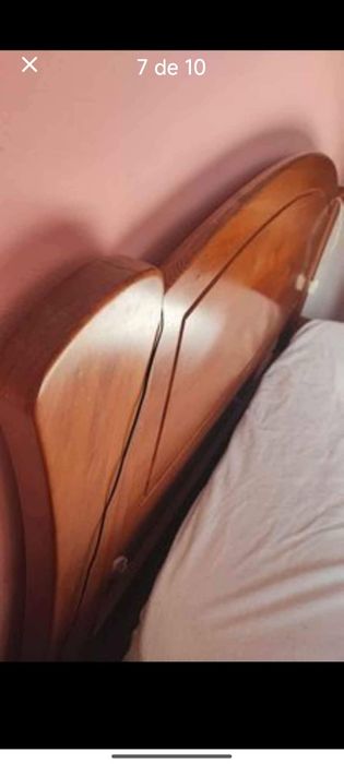 Cama e mesas de cabeceira
