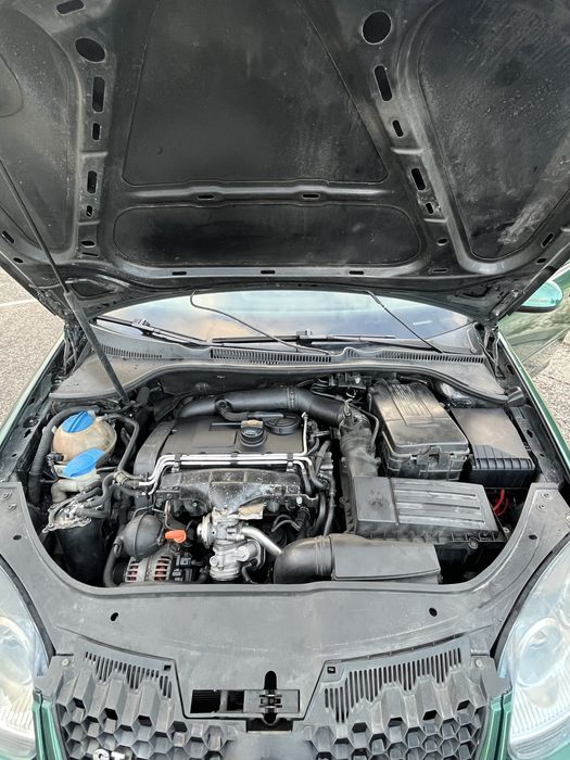 VW Golf 5 GT 2.0 TDI 140cv