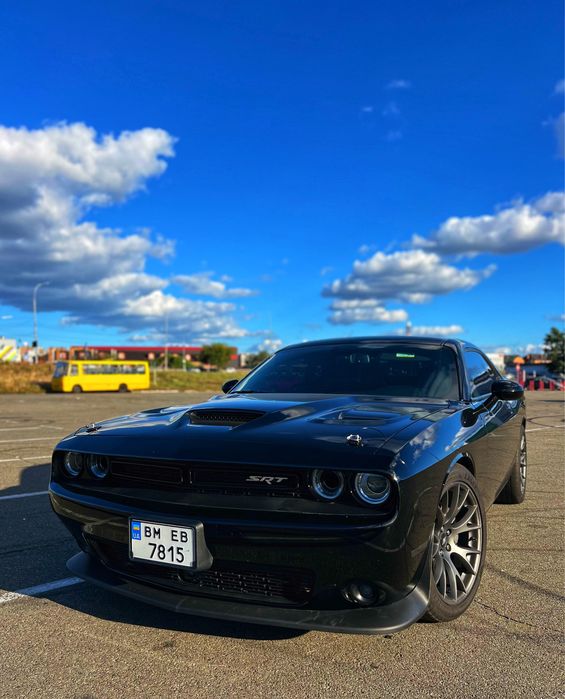 Dodge Challenger  SRT