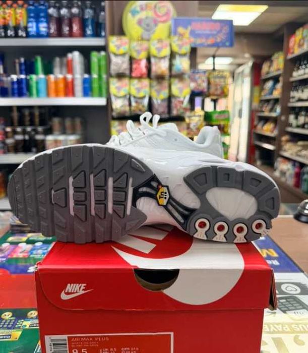 Nike Air Force Max TN Biały R.37,5