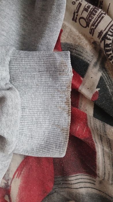 Світшот ellesse сірий