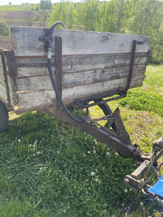 Продам прицеп самосвал
