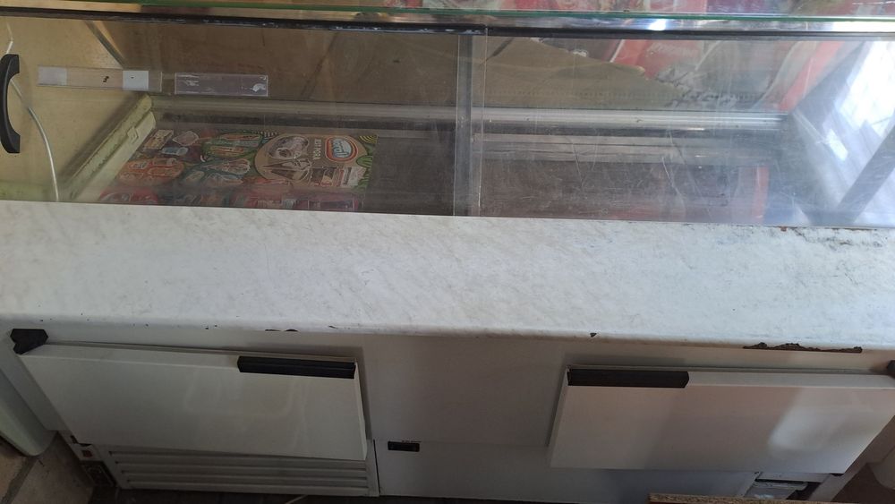 Lada chłodnicza wędliny mięso