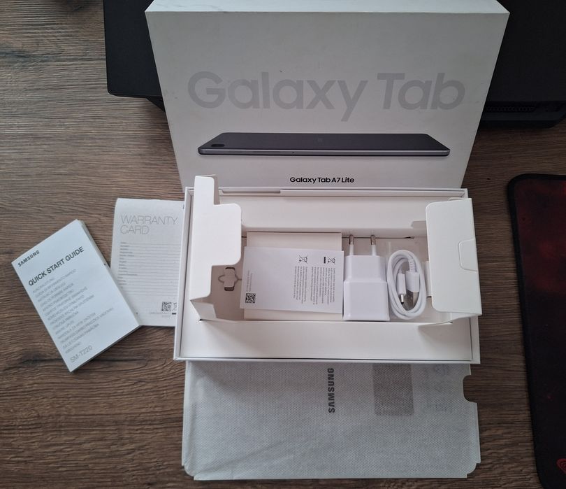 Piękny tablet Samsung A7 Lite + długopis
