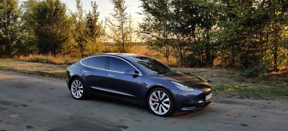 Tesla model 3 2019 Performance