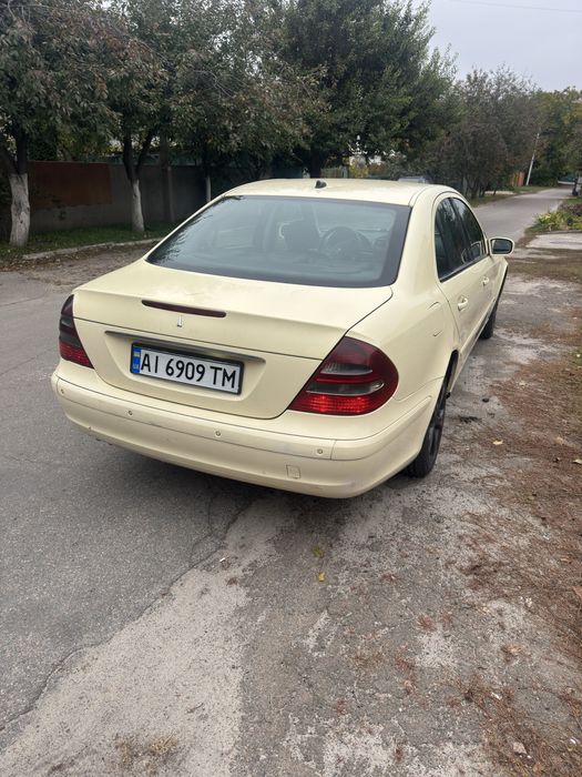 Mercedes-Benz w211 2.2 cdi 2003г