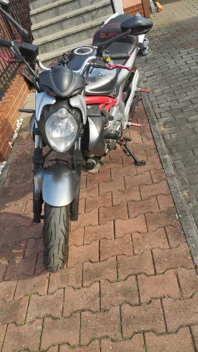 suzuki gladius 2011
