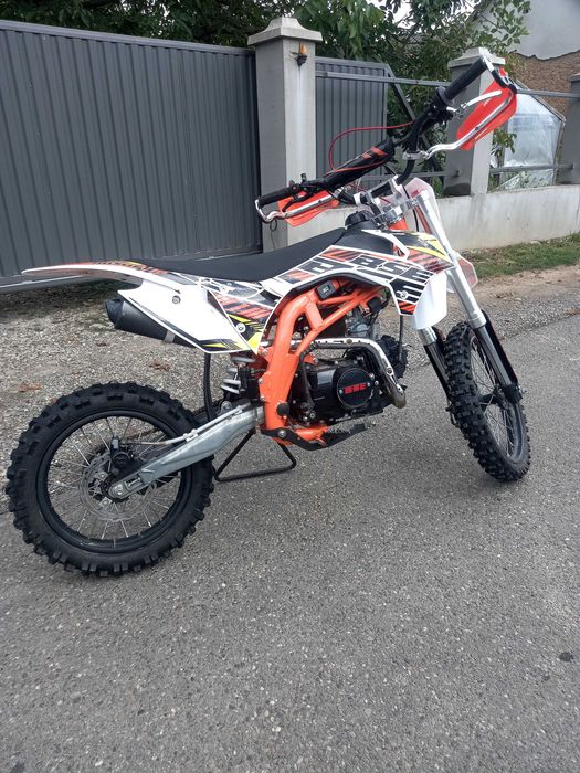 Мотоцикл BSE 125