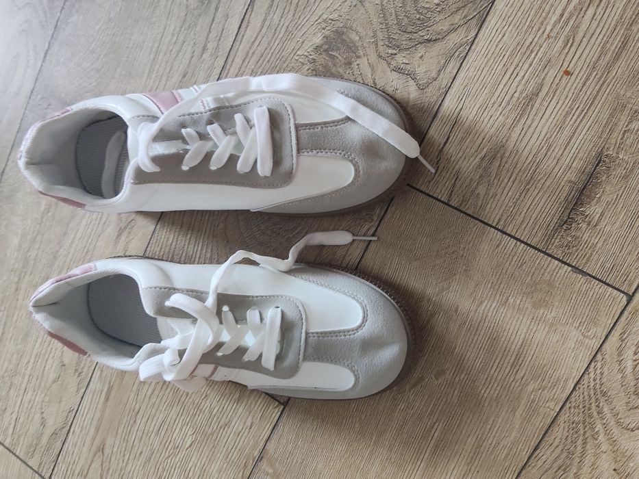 Buty damskie jesienne