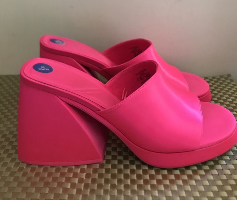 Obłędne satynowe klapki Zara na platformie rozm. 40/41 - 26,9cm