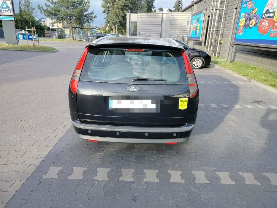 Ford Focus kombi 2.0 benzyna 2006 r