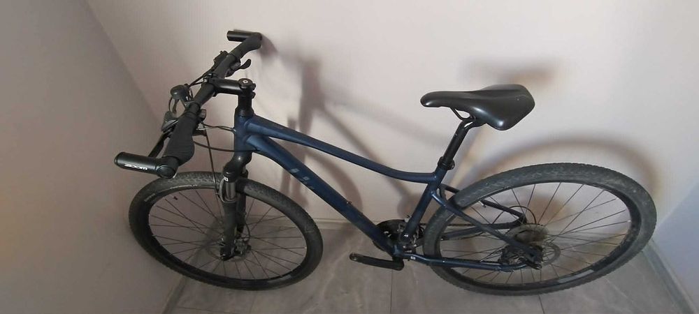 Rower crossowo-trekkingowy damski LIV Rove 1800zł.