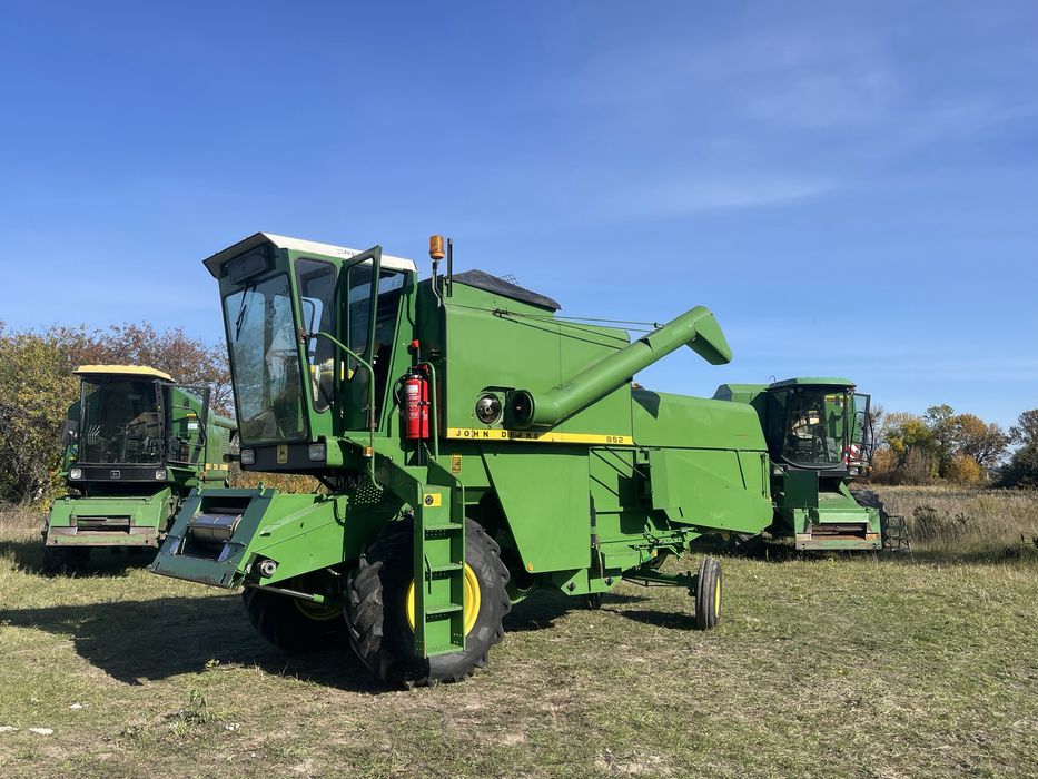 Комбайн John Deere 952