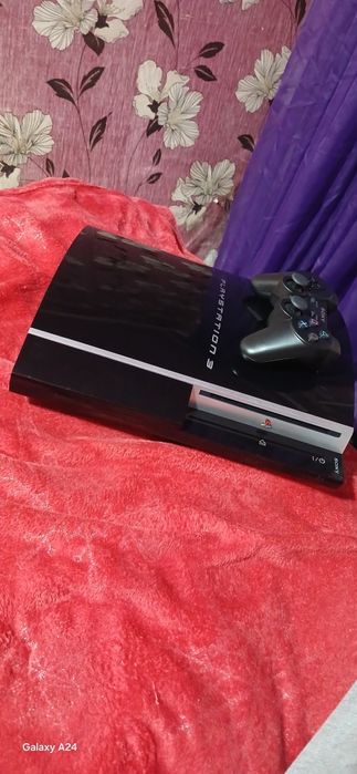 Продам Sony playstation 3 полностью рабочую на 500GB