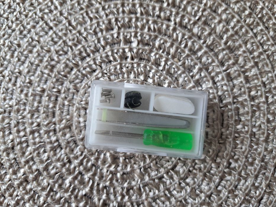 Zestaw narzędzi do małej elektroniki