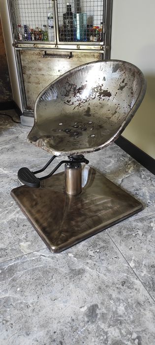 Fotel industrialny, loft.