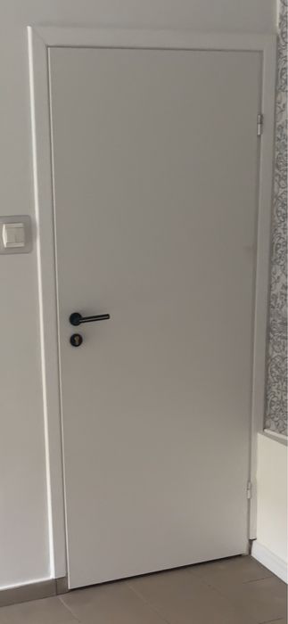 Sprzedam drzwi + klamki