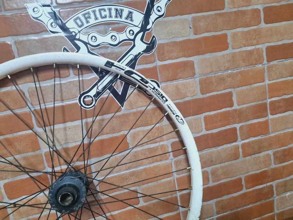 Roda Frente Rodi DH 26 - Bom Estado