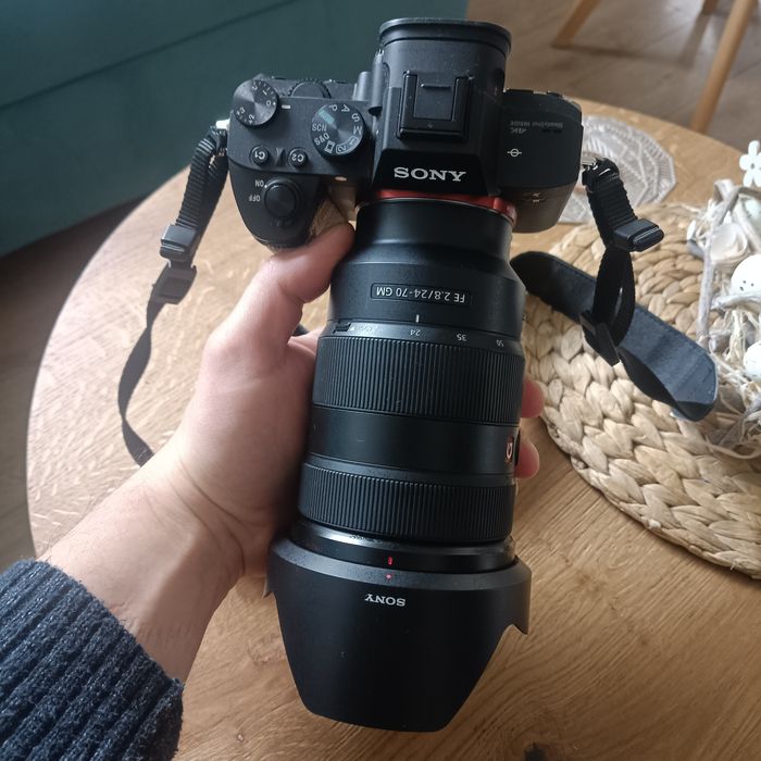 Obiektyw Sony G master 24-70 GM I stan idealny, dokumenty.