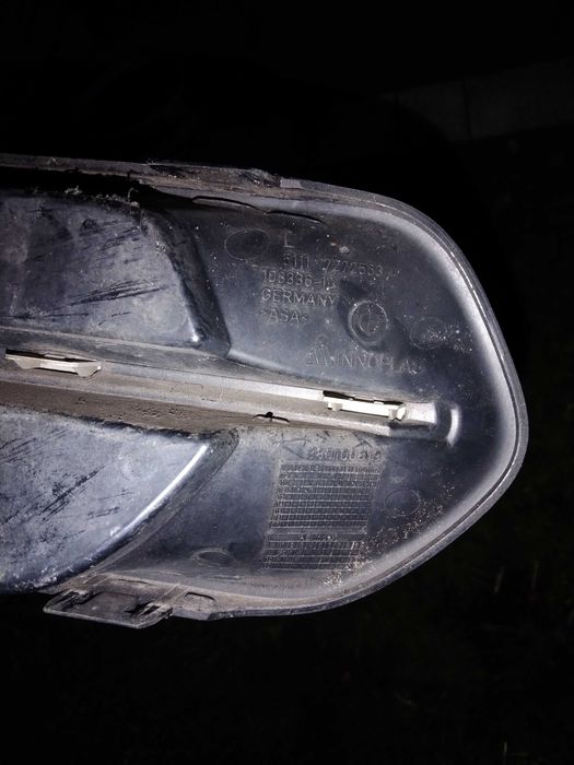 Sprzedam kratkę zderzaka BMW