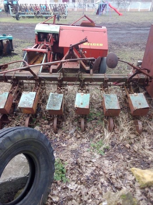 Продам сеялку ССТ6