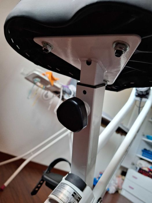 Bicicleta estática dobrável Tron