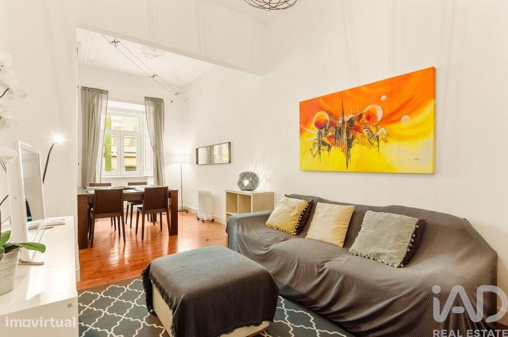 Apartamento T2 em Alcântara de 59 m2