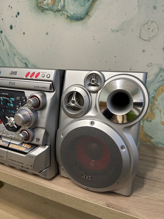 Продам музичний центр