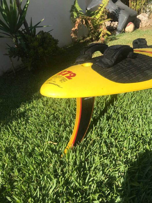 Prancha Windsurf | F2 Axxis | 95L | Como nova | Fino