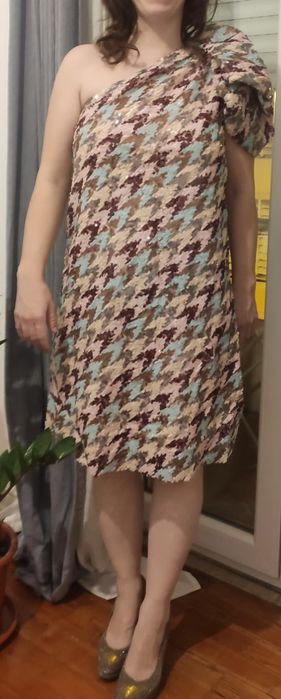 Vendo vestido de festa